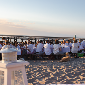 "White Dinner" am Utersumer Strand