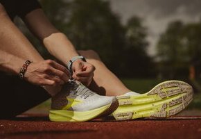 malik-skydsgaard-_A7WLos9RfU-unsplash Sportschuhe